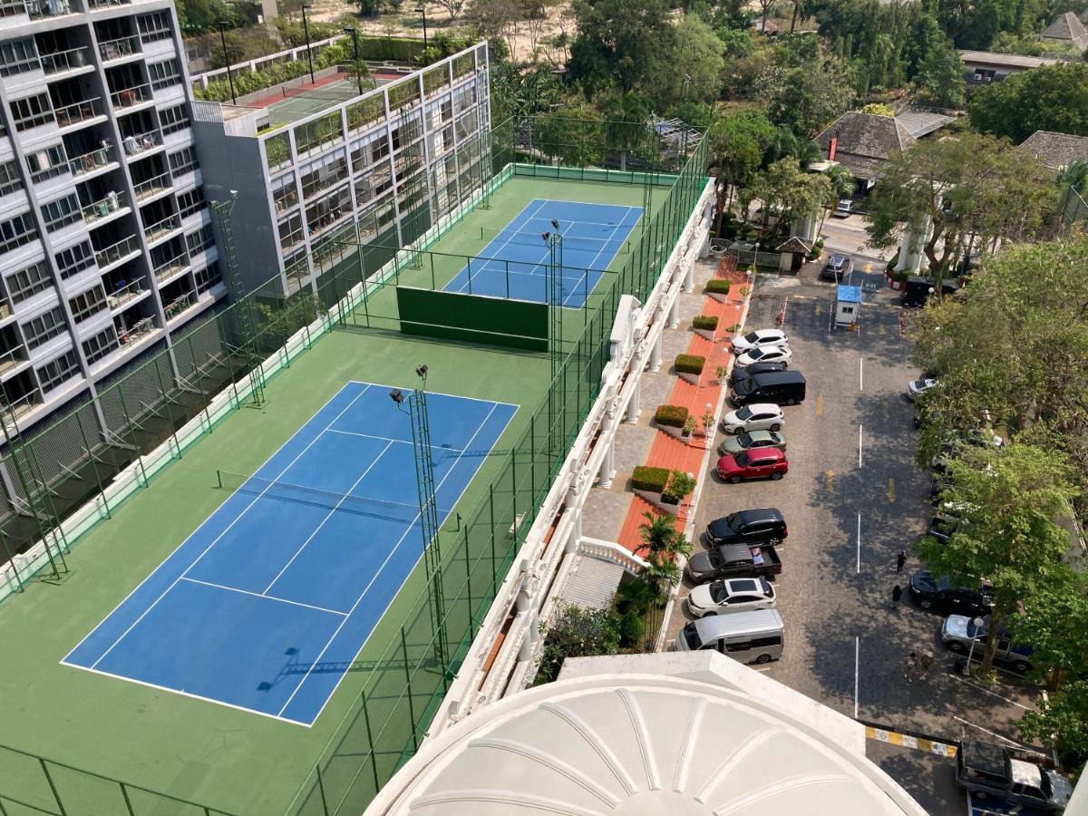 Sky Beach Beachfront Pattaya Exterior photo