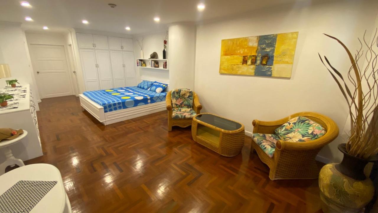 Sky Beach Beachfront Pattaya Exterior photo