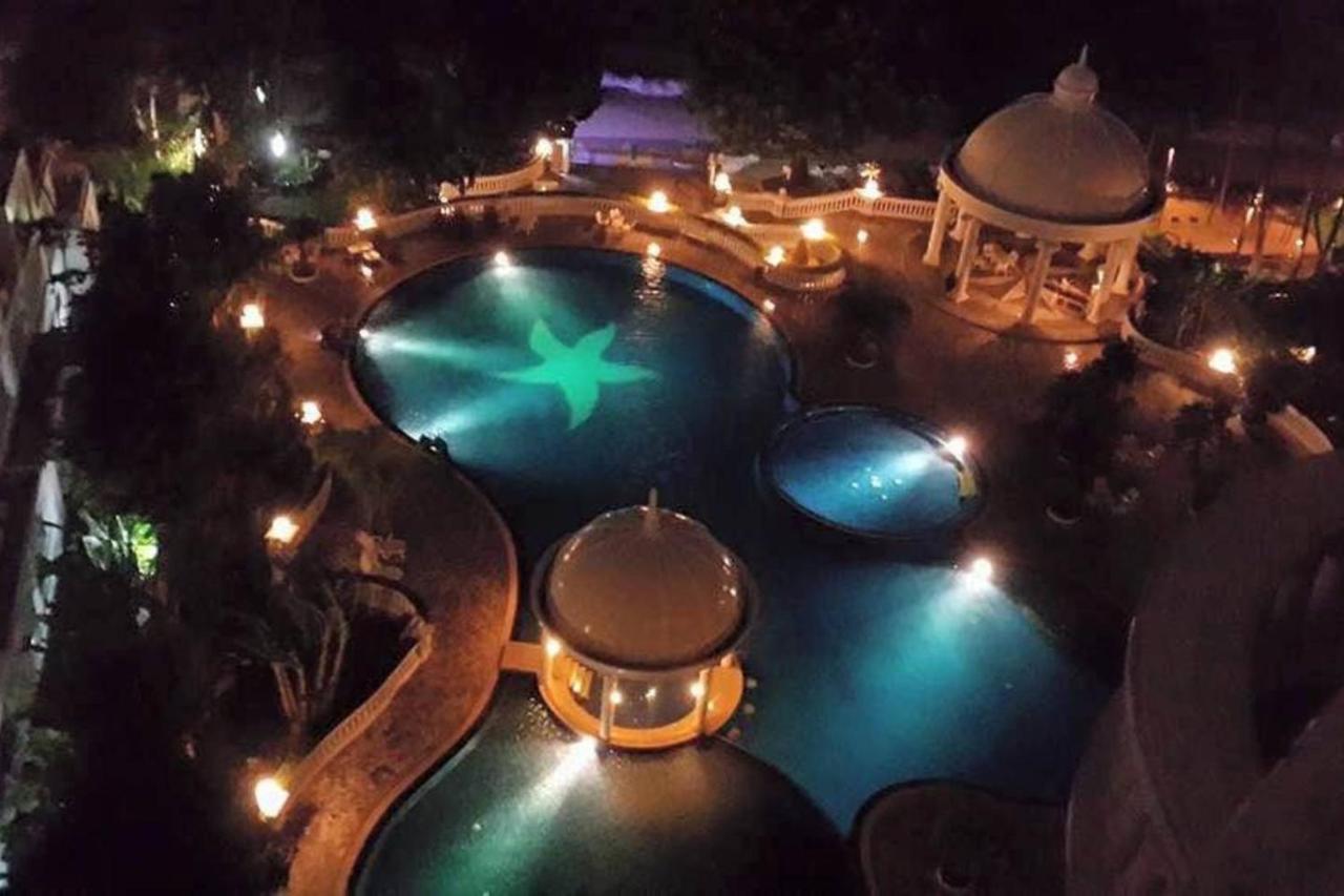 Sky Beach Beachfront Pattaya Exterior photo